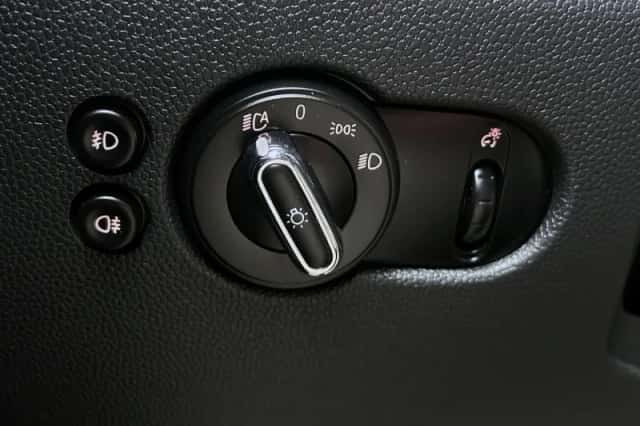 MINI Cooper S (2020) thumbnail 36