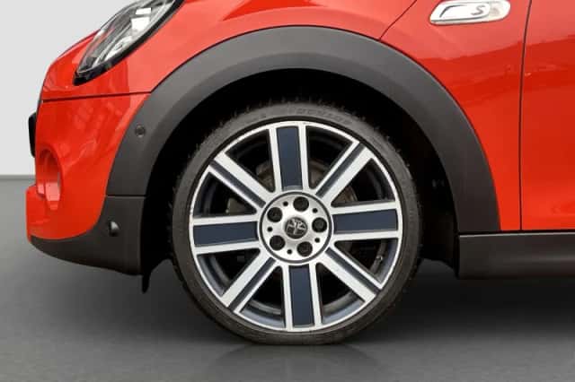 MINI Cooper S (2020) thumbnail 8