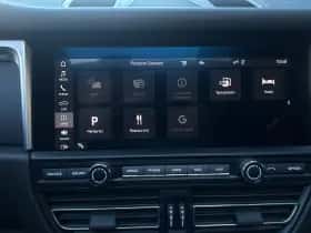 Porsche Macan (2021) thumbnail 35