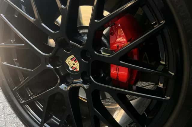 Porsche Macan (2021) thumbnail 37