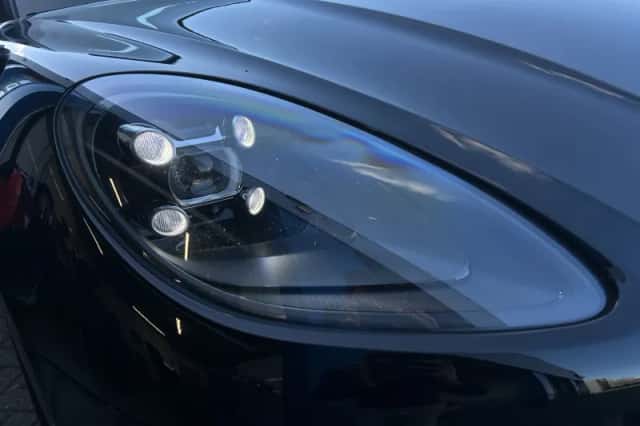 Porsche Macan (2021) thumbnail 40