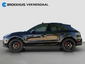 Porsche Macan (2021) thumbnail 6