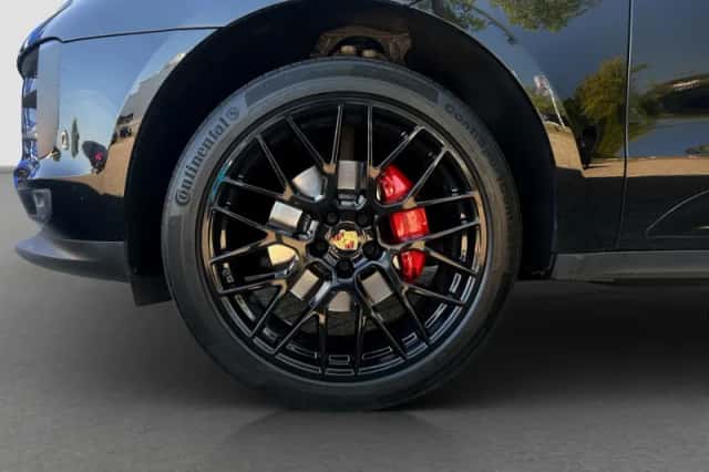 Porsche Macan (2021) thumbnail 7