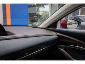Mazda CX-30 (2021) thumbnail 23
