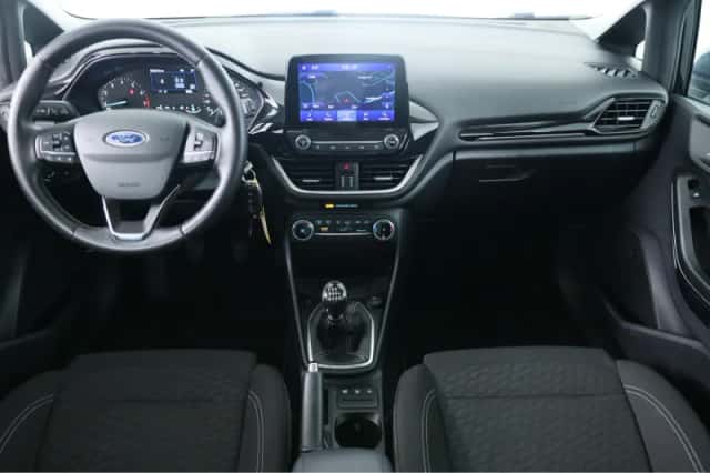 Ford Fiesta (2022) thumbnail 2