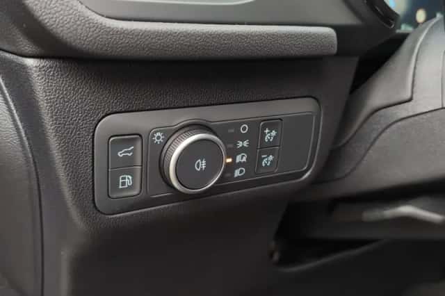 Ford Kuga (2025) thumbnail 14