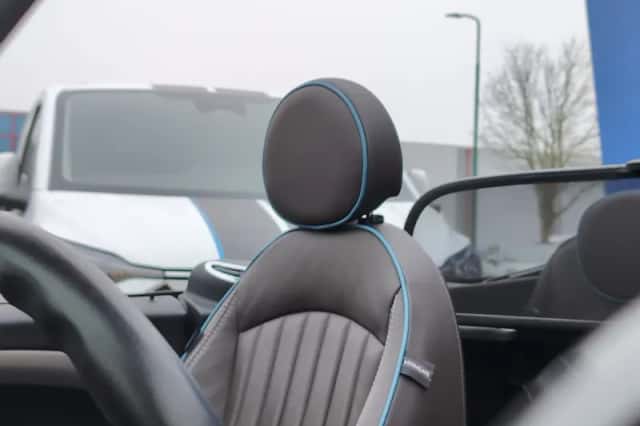 MINI Cabrio (2014) thumbnail 11