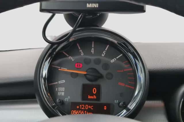 MINI Cabrio (2014) thumbnail 14