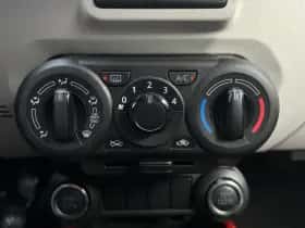 Suzuki Ignis (2020) thumbnail 18