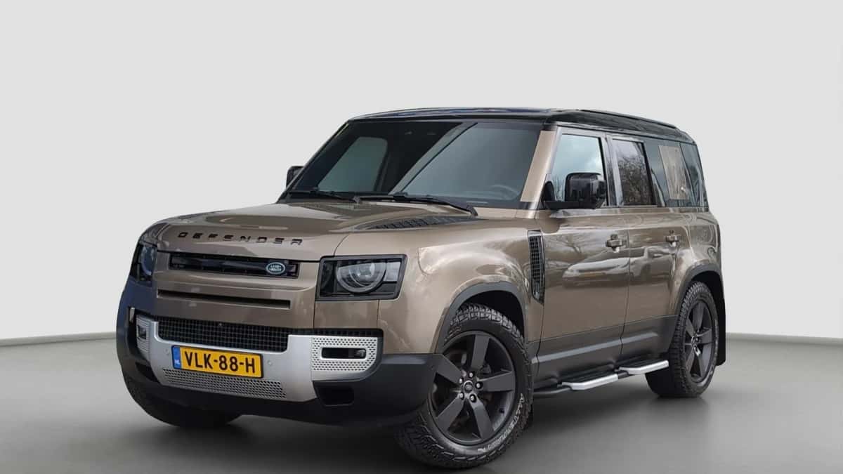 Land Rover Defender (2021) — foto 1