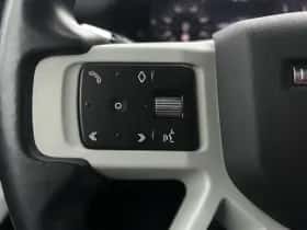 Land Rover Defender (2021) thumbnail 15