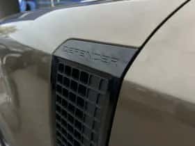 Land Rover Defender (2021) thumbnail 35