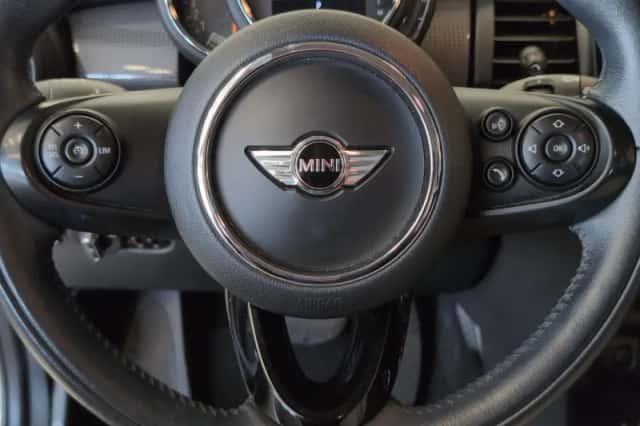 MINI Cooper (2017) thumbnail 11