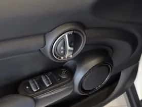 MINI Cooper (2017) thumbnail 14