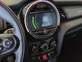 MINI Cooper (2017) thumbnail 19