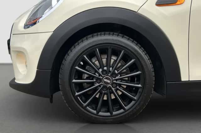 MINI Cooper (2017) thumbnail 7