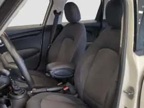 MINI Cooper (2017) thumbnail 8