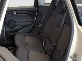 MINI Cooper (2017) thumbnail 10