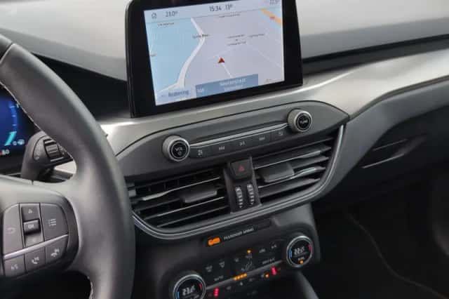 Ford Focus (2020) thumbnail 12
