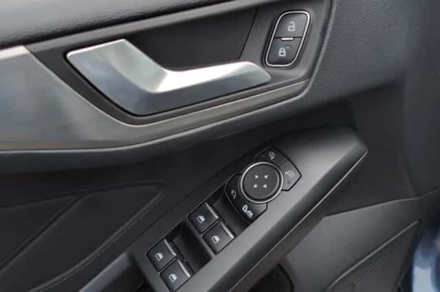 Ford Focus (2020) thumbnail 18