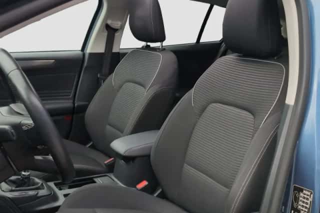 Ford Focus (2020) thumbnail 8