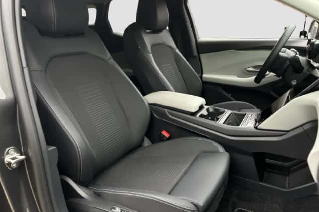 Ford Explorer (2026) thumbnail 10