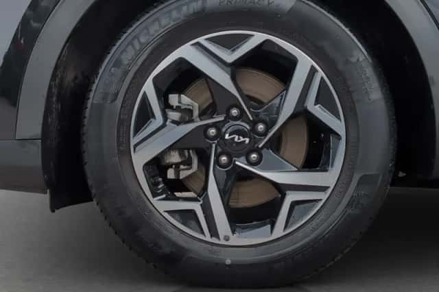 Kia Sportage (2022) thumbnail 17