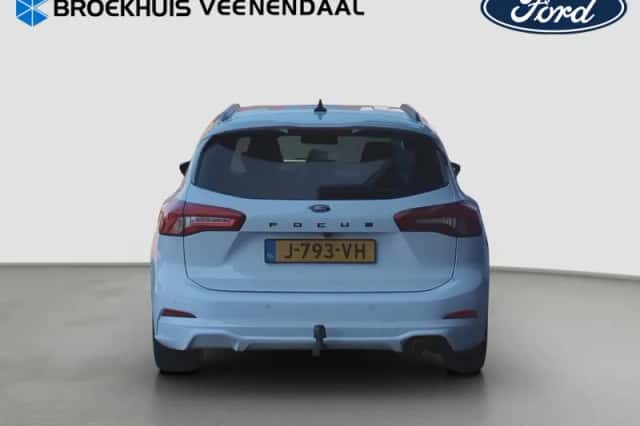 Ford Focus (2020) thumbnail 5