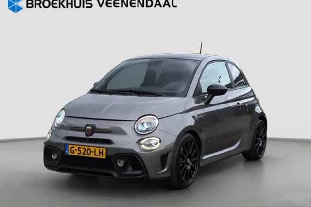 Fiat 500 (2019) thumbnail 1