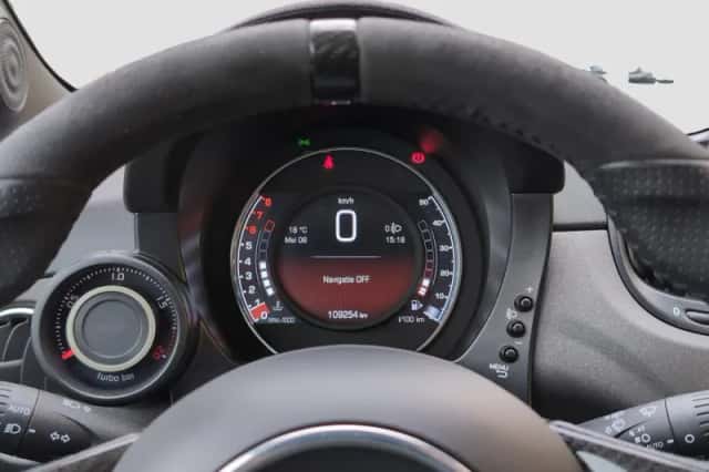 Fiat 500 (2019) thumbnail 14