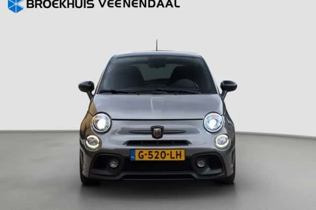 Fiat 500 (2019) thumbnail 4