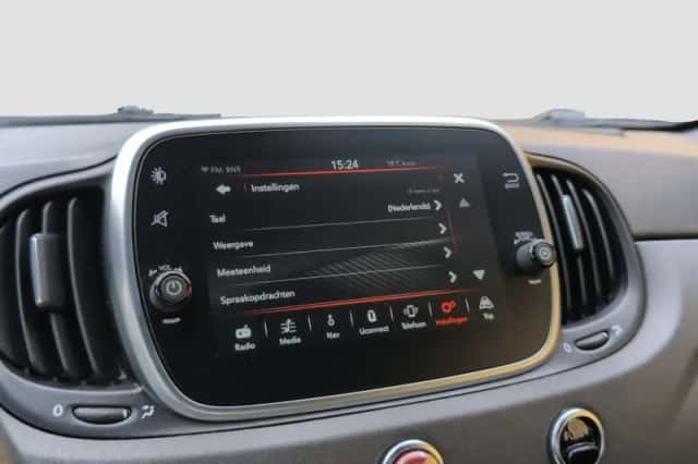 Fiat 500 (2019) thumbnail 33