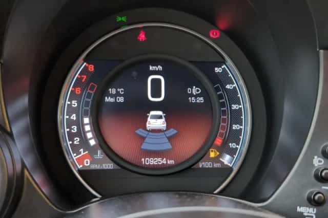 Fiat 500 (2019) thumbnail 34