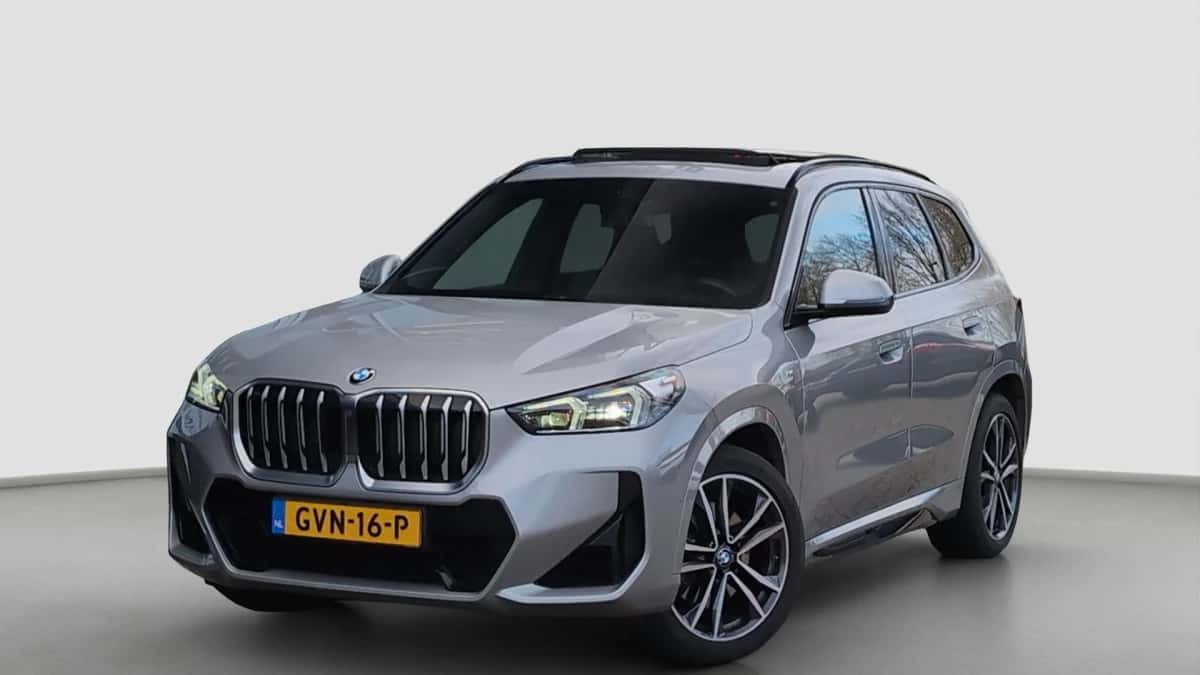 BMW X1 (2023) — foto 1