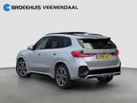 BMW X1 (2023) thumbnail 3