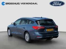 Ford Focus (2020) thumbnail 3