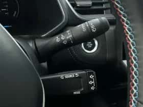 Renault Captur (2024) thumbnail 16