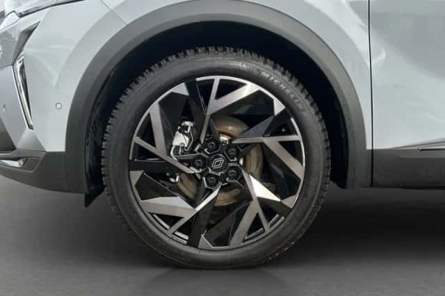 Renault Captur (2024) thumbnail 7