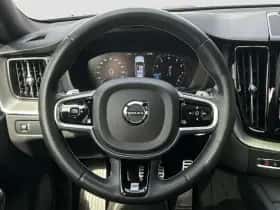 Volvo XC60 (2017) thumbnail 13