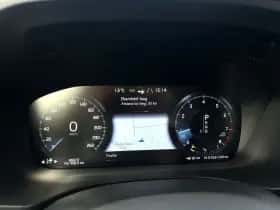 Volvo XC60 (2017) thumbnail 14