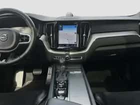 Volvo XC60 (2017) thumbnail 20