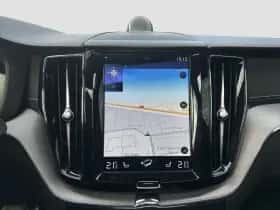 Volvo XC60 (2017) thumbnail 27