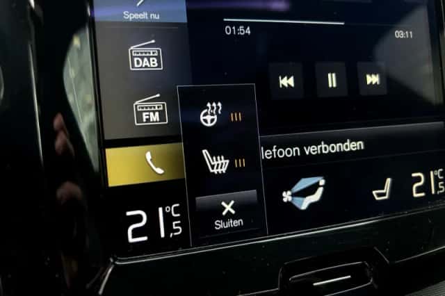 Volvo XC60 (2017) thumbnail 29