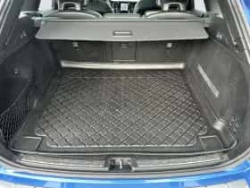 Volvo XC60 (2017) thumbnail 33