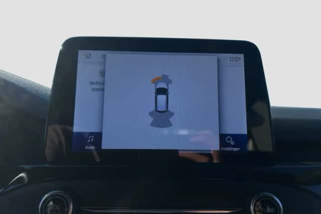 Ford Focus (2022) thumbnail 33