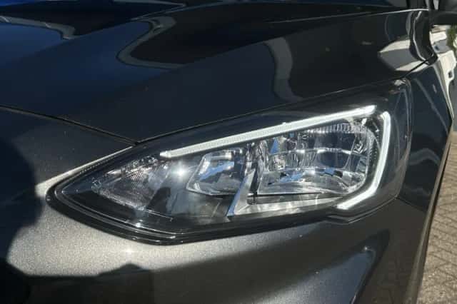 Ford Focus (2022) thumbnail 36