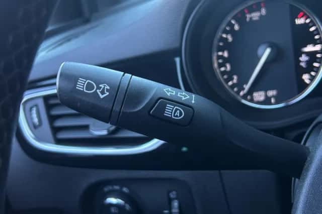 Opel Astra (2021) thumbnail 15