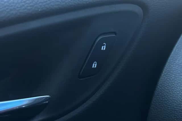 Opel Astra (2021) thumbnail 20