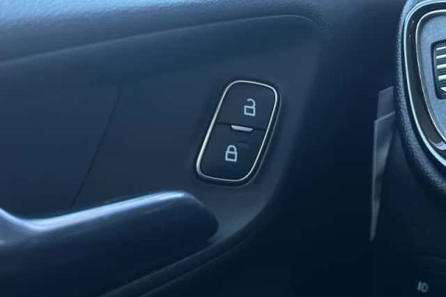 Ford Fiesta (2021) thumbnail 21
