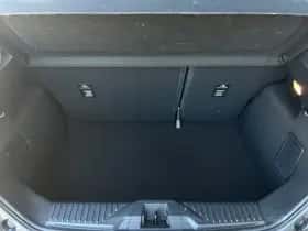 Ford Fiesta (2021) thumbnail 32